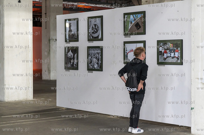 Gdańsk Stocznia. Plenum. Wystawy 4 autorów: Damian...