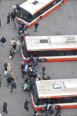 Targ Weglowy w Gdansku - prezentacja nowych autobusow...