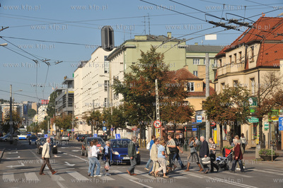 Gdynia ul. 10 Lutego. 08.09.2009 fot. Maciej Kosycarz...