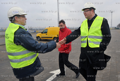 Oficjalne rozpoczecie budowy nowego terminalu, plyty...