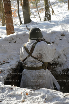 Rekonstrukcja bitwy w Ardenach przygotowana przez Muzeum...