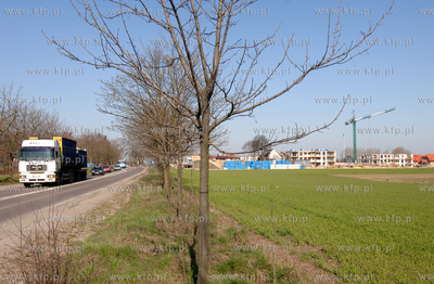 Gdansk Kokoszki. Po lewej ul. Kartuska, po prawej budowa...