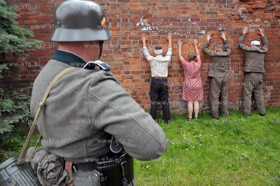 Plan filmu 14 godzin. Pierwsi w walce o obronie Poczty...