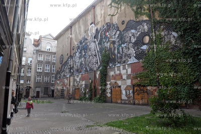 Ostatni dzien dzialalnosci kin Neptun, Kameralne i...