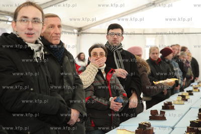 Sopocka Wigilia dla osób samotnych i bezdomnych.
21.12.2012
fot....