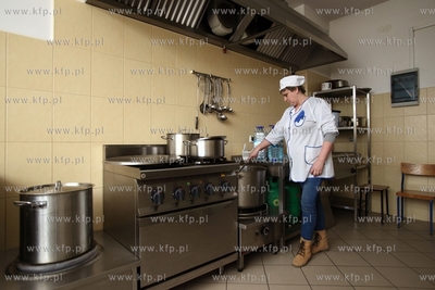 Kuchnia w szkole podstawowej w Trzepowie koło Przywidza.
14.01.2015
fot....