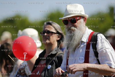 Gdańsk. Piknik KOD w Parku Reagana. Nz. Małgorzta...