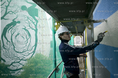 Gdańsk Zaspa. Monumental art. Nz. powstaje mural autorstwa...