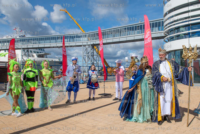 Terminal Promowy Portu Gdynia. Ceremonia nadania imienia...