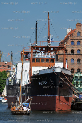Parada zaglowcow Gdansk Sail na Motlawie 11.07.2010...