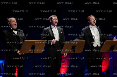 Gdansk. Filharmonia Baltycka. Koncert tenora Wieslawa...
