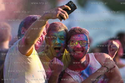 Gdansk. Plac Zebran Ludowych. Festiwal Kolorow.
22.08.2015
fot....