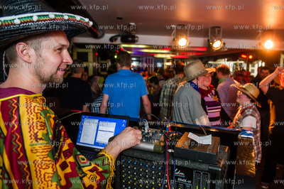 Gdansk. Klub Miasto Anaiolow. Wild West Disco - Impreza...