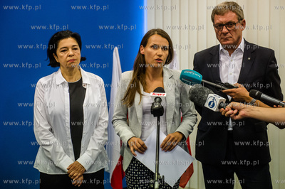 Gdańsk.  CH Manhattan. Biuro Platformy Obywatelskiej....