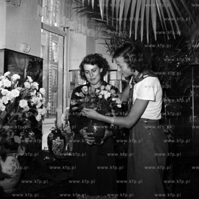 Kwiaciarnia. ( lata60 ) 
1960
0005949z
Fot. Zbigniew...