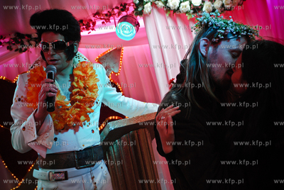 Swiatynia Milosci autorski projekt Robert Rumasa i...