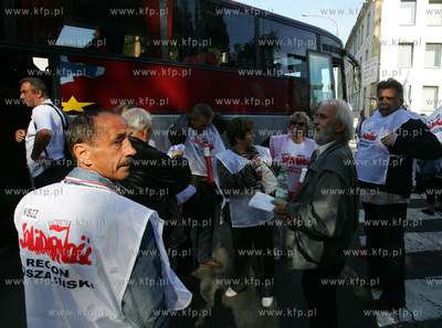 Szczecin. Kilka tysiecy zwiazkowcow z calej Polski...