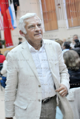 IIII L.O. w Gdyni. II edycja GDYNIA BUSINESS WEEK 2010...