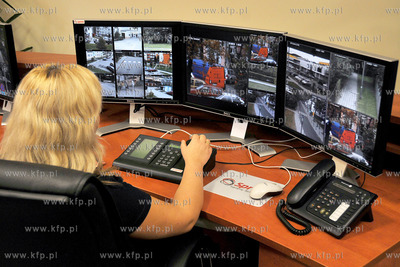 W Miejskim Centrum Zarzadzania Kryzysowego przy ul....