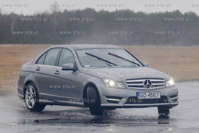 Z okazji premiery Mercedesa Nowej Klasy C . - Autoryzowany...