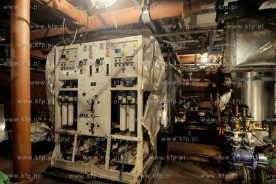 Niedokonczona Korweta Gawron oczekujaca na decyzje...