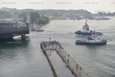 Do gdynskiego portu wplyna kontenerowiec MSC Asya -...