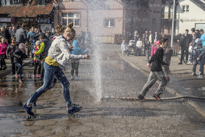 Odsloniecie "Kociewskiej pisanki". Duza, bardzo duza,...