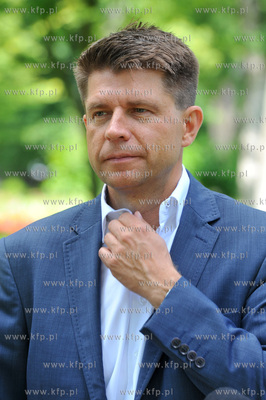 Sopot. Park Lecha i Marii Kaczynskich. Konferencja...