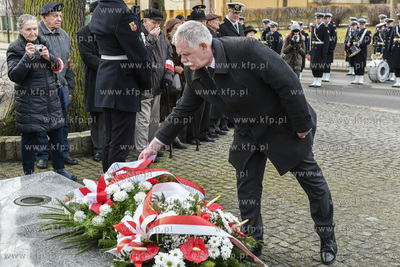 Sopot. Pomnik Armii Krajowej. 77. rocznica utworzenia...