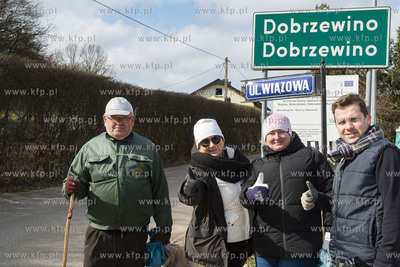 Dobrzewino. Akcja „Sprzątanie Świata 2019”. Nz....