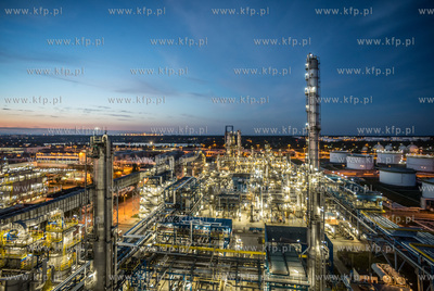 Rafineria Grupy Lotos. 24.09.2015 fot. Wojtek Jakubowski...