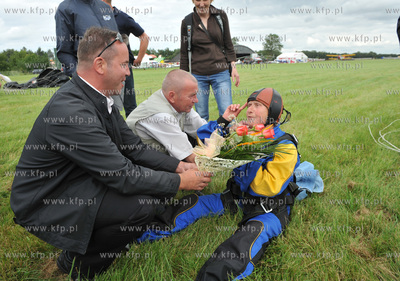 Lotnisko w Pruszczu Gdanskim w dniu 80 lecia Aeroklubu...