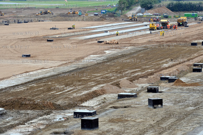 Zakonczenie pierwszego etapu rozbudowy lotniska w Gdansku...