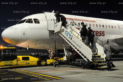 Pierwszy dzien funkcjonowania nowego terminalu T2 gdańskiego...