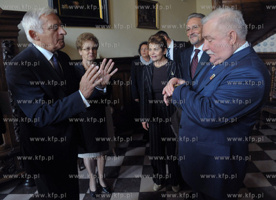 Dwor Artusa w Gdansku. Uroczystosc wreczenia Nagrody...