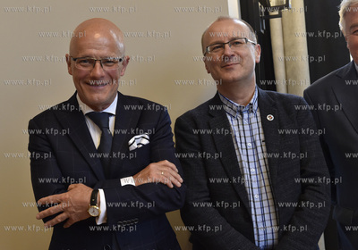 Otwarcie restauracji i browaru PG4 w Central Hotel...