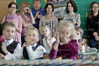 Gdansk. Szkola podstawowa nr 50. Zakonczenie roku szkolanego...