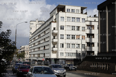 Kamienica przy ul. Stefana Batorego w Gdyni.
09.10.2012
fot....