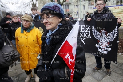 Dzien Pamieci Zolnierzy Wykletych. Nz. Przemarsz ulicami...