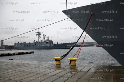 Powrot ORP Kosciuszko z manewrow Nato Cold Response...
