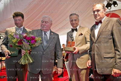 Sopot. Grand Hotel. Letnia Gala Biznesu. Nz. wręczenie...