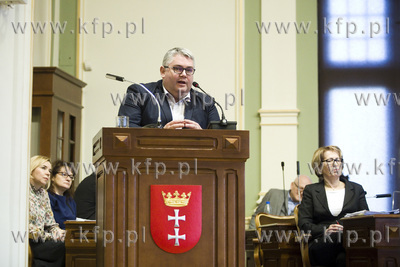 Sesja rady miasta Gdańska. Na zdjęciu Piotr Kowalczuk....