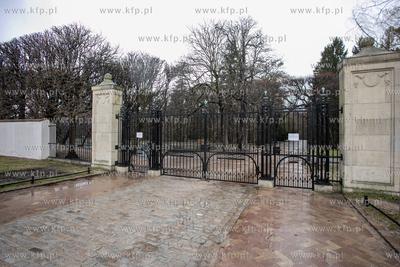 Z powodu silnego wiatru zamknięto Parki Oliwski.
19.02.2022
fot....