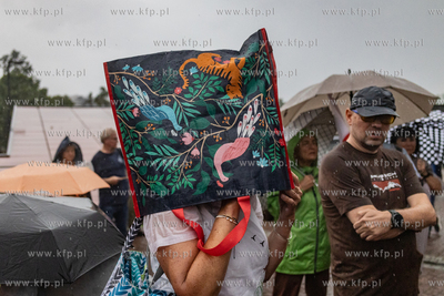 Protest pod Muzeum II Wojny Światowej przeciwko usunięciu...