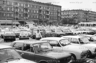 Parking przy ulicy Rajskiej w Gdansku. 08.1978 Fot....
