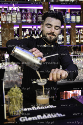 Otwarcie Food Hall Montownia w zabytkowej hali U-Bootów...