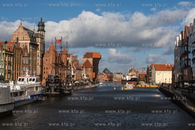 Gdańsk, widok na Moltławę z Mostu Zielonego. 21.02.2020...