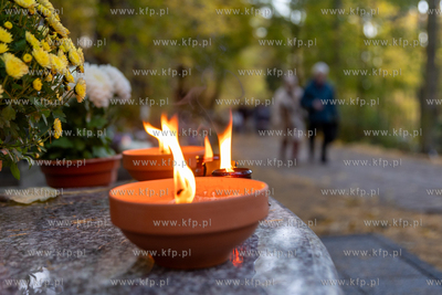 Dzień Wszystkich Świętych na Cmentarzu Srebrzysko....