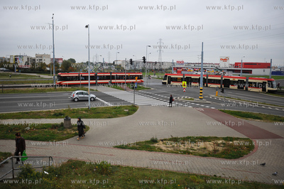 Gdansk. Chelm. Tramwaj ZKM Pesa Swing im Jana Hewelisza,...