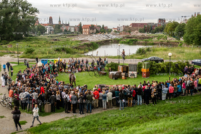 Gdansk. Bastion Zubr. XX Miedzynarodowy Festiwal Teatrow...